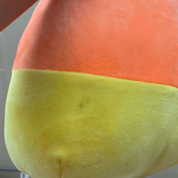 Squishmallows Candy Corn 3 Sizes! - Picture 8 of 10